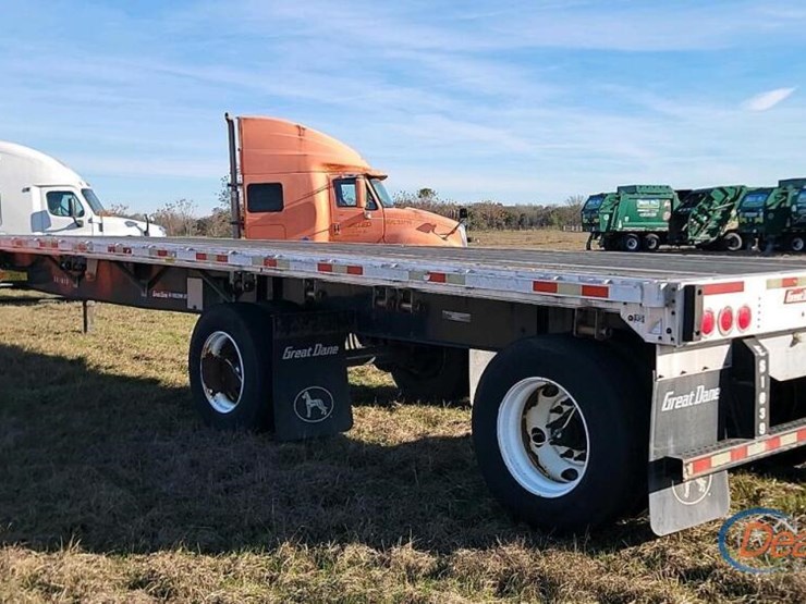 2016-great-dane-flatbed-image-4