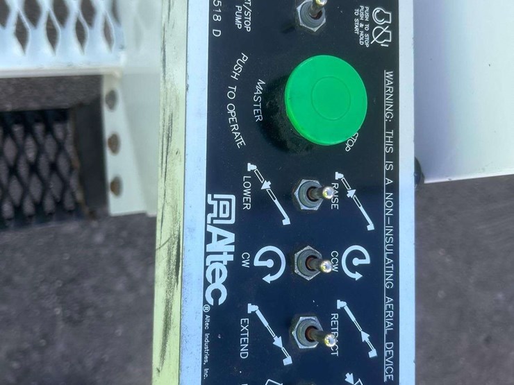 2019-altec-at200a-image-28