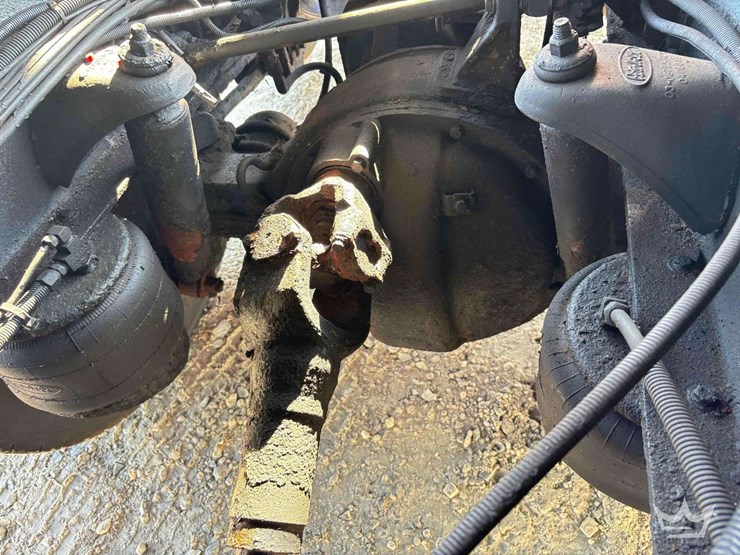 2000-peterbilt-378-image-34