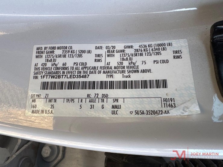 2020-ford-f250-xlt-image-21