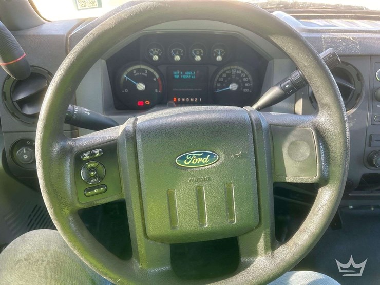 2012-ford-f550-image-24