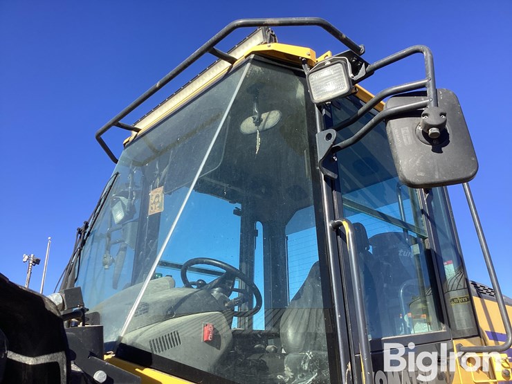 2022-komatsu-wa320-8-image-11