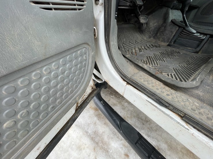 2006-ford-f550-xl-image-48