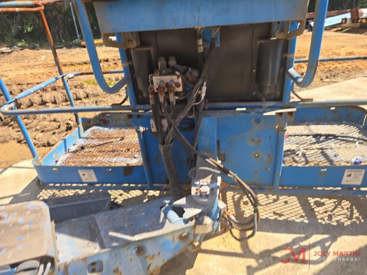 2007-genie-s120-image-24