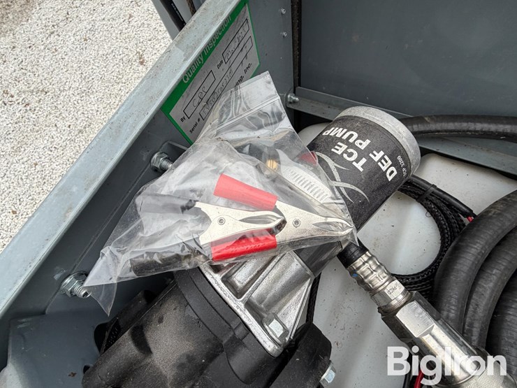 2023-thunder-creek-equipment-ev-750-image-12