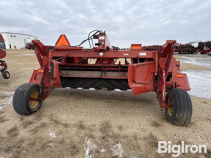 2011-new-holland-h7460-image-6