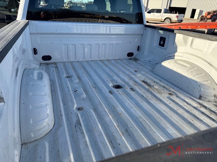 2020-ford-f250-xlt-image-10