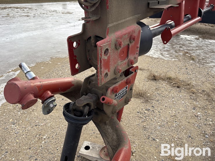 2011-new-holland-h7460-image-12