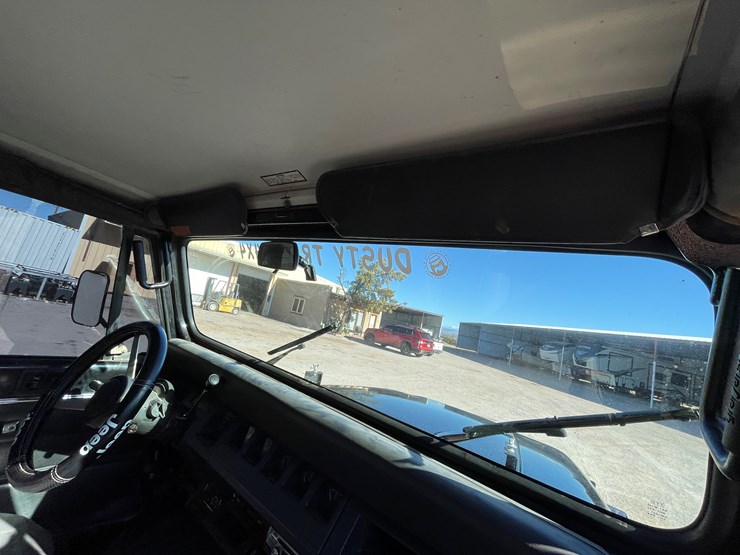 1995-jeep-wrangler-image-83