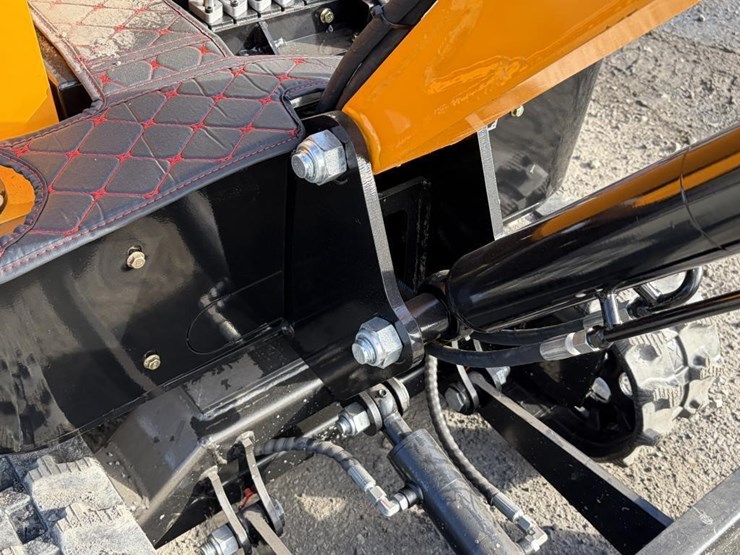 2025-vicsec-vc15-excavator-image-5