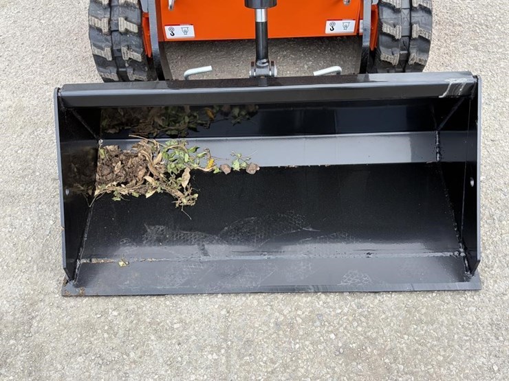 2025-sdlool-sl36c-skid-steertrack-loader-image-5