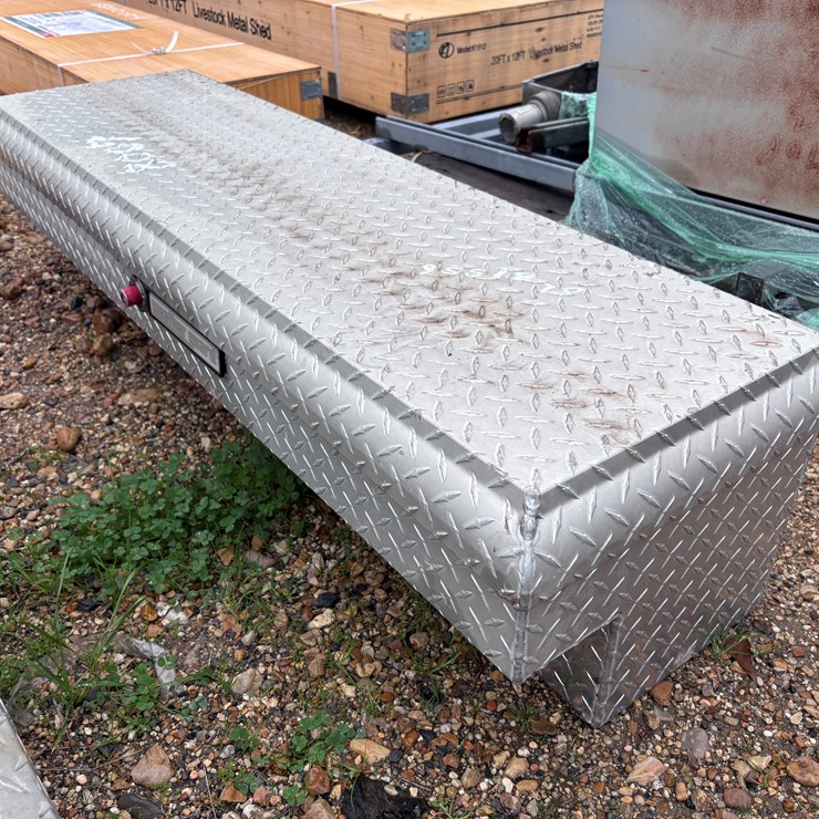 #8007 • ALUMINUM TOOL BOX