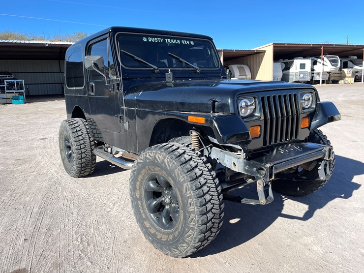 1995-jeep-wrangler-image-67