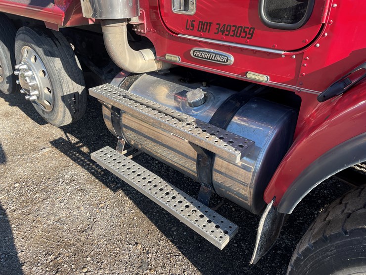 #312-•-2003-freightliner-dump-truck-(has-wi-title)-(denmark,-wi)-image-25