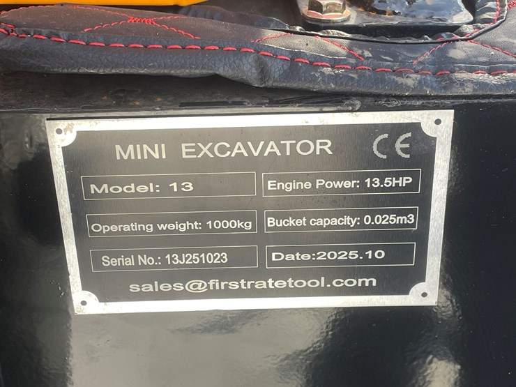 #136-•-miva-va13-mini-excavator-(mosinee,-wi)-image-21