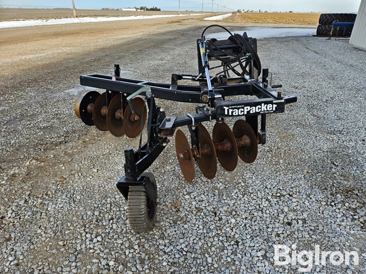 2014-trac-packer-front-mount-pivot-track-closer-image-6