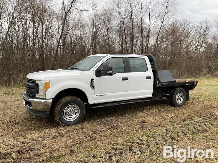 2017-ford-f250-xl-image-1