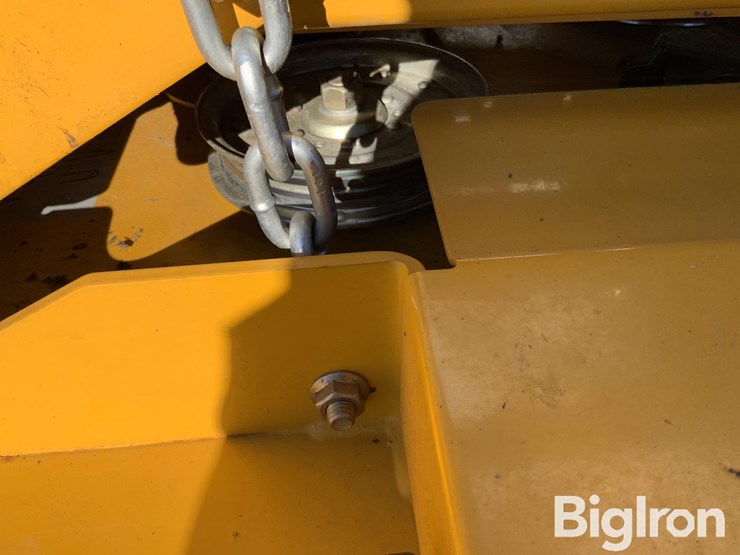 hustler-x-1-60”-riding-lawnmower-w/rear-discharge-image-15