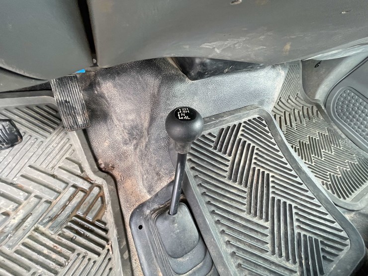 2006-ford-f550-xl-image-54