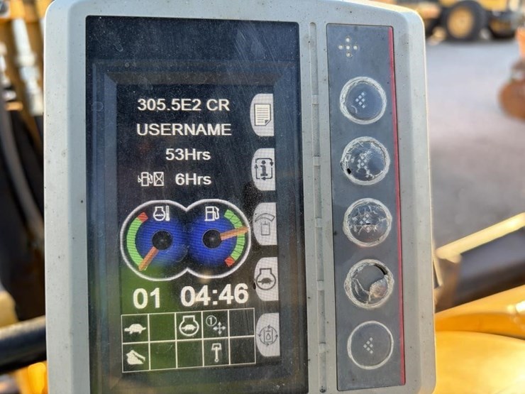 2017-caterpillar-305.5e2-cr-image-26