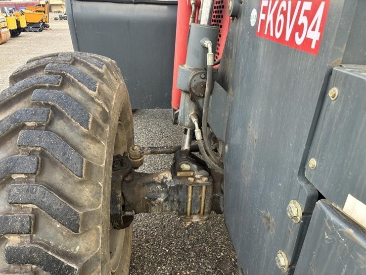 manitou-mt10055-image-10