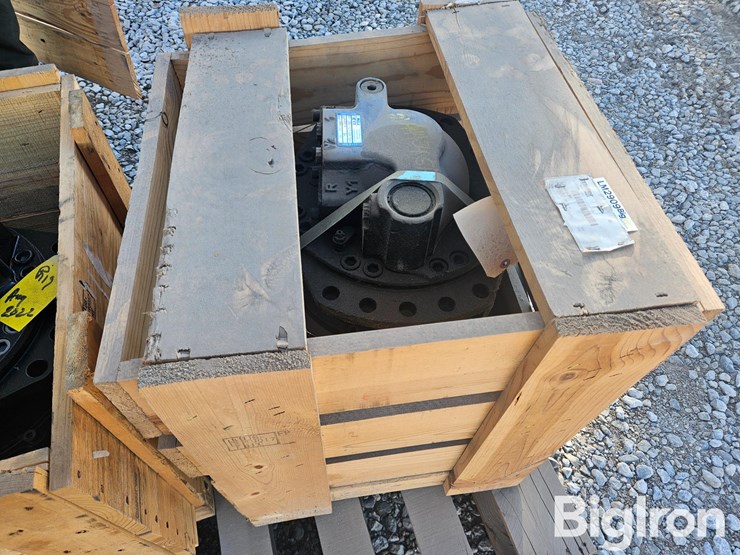 miller-21.44434.5-hydraulic-drive-wheel-motor-image-1