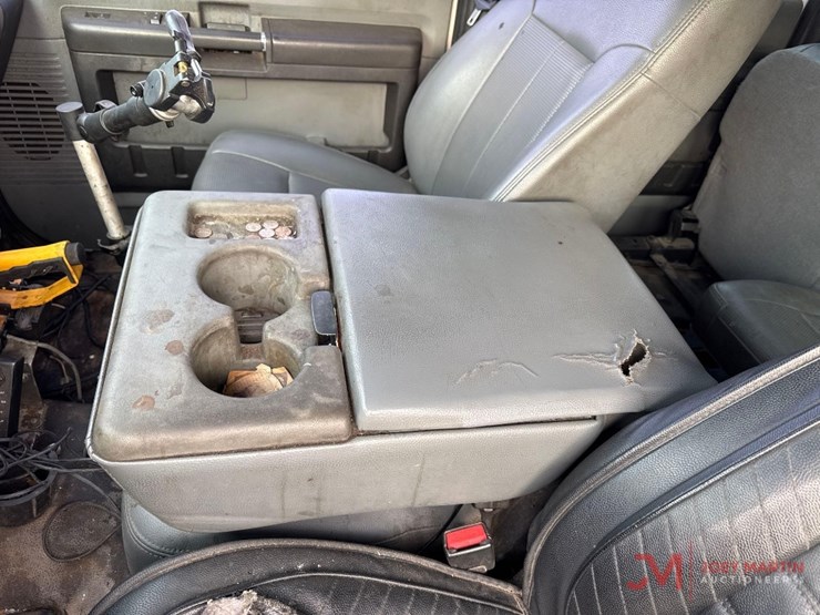 2016-ford-f550-xl-image-38