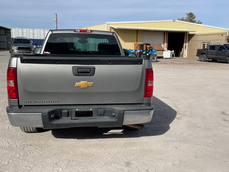 #104-•-2012-chevy-silverado-(salvaged-nm-title)-image-6
