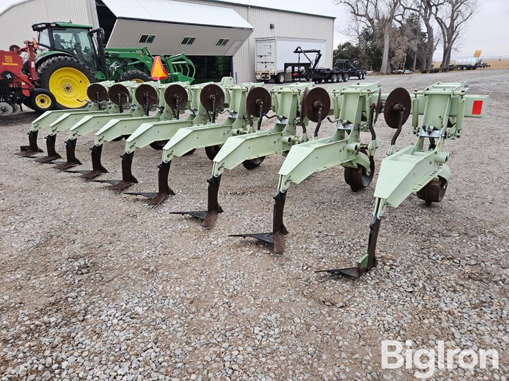 orthman-835-002-8r30-high-clearance-cultivator-image-5