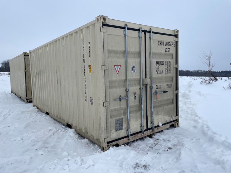 #15-•-20'-shipping-container-(princeton,-mn)-image-2