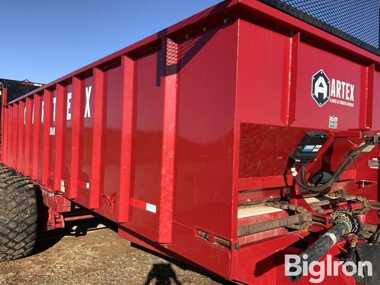 2024-artex-sbx800-tri/a-manure-spreader-image-20