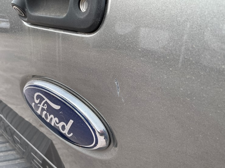 2011-ford-f250-lariat-image-47