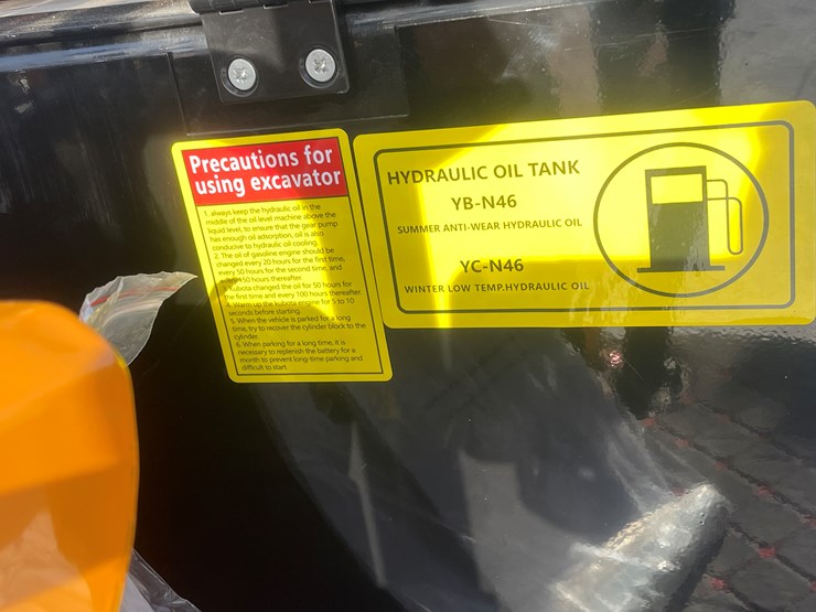 #136-•-miva-va13-mini-excavator-(mosinee,-wi)-image-16