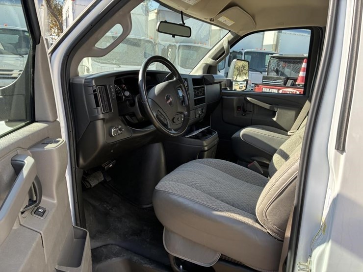 2023-gmc-3500-image-9