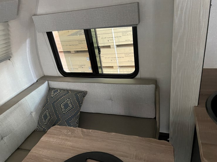 #149-•-2024-r-pod-trailer-(nm-title)-image-48