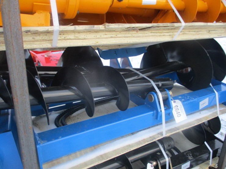 #6640-•-skid-steer-auger-and-extra-rod-8in-auger,-with-12in/16in-auger-rod-image-1