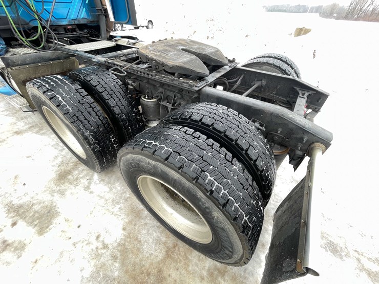 2014-international-prostar-image-44