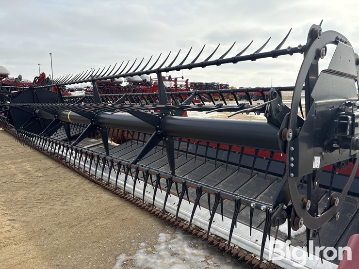 2022-case-ih-3162-image-15