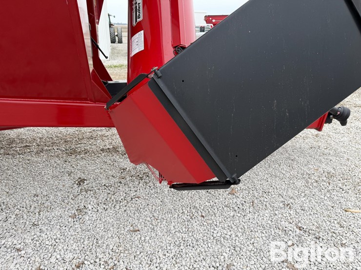 2017-j&m-1112-20-x-tended-reach-1150-bushel-grain-cart-image-19