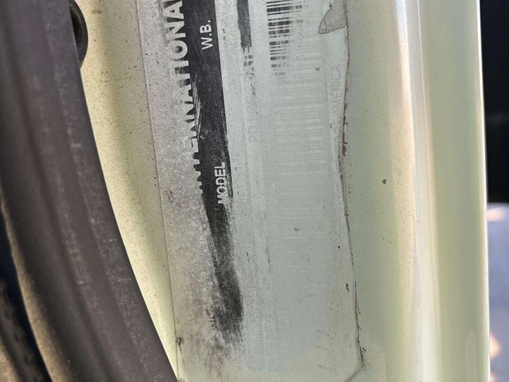 2005-international-durastar-4300-image-27