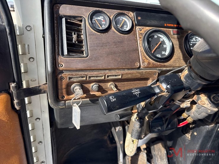 1995-caterpillar-3406-image-33