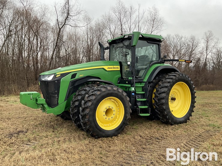 2021-john-deere-8r-340-image-1