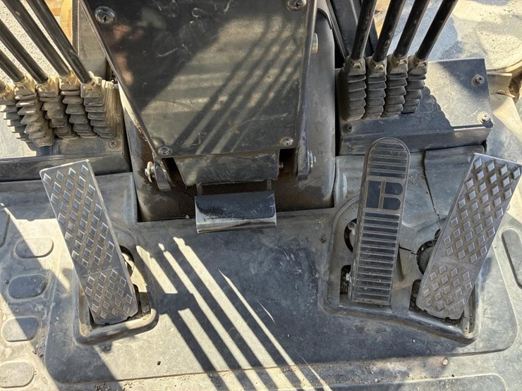 2004-komatsu-gd555-image-20