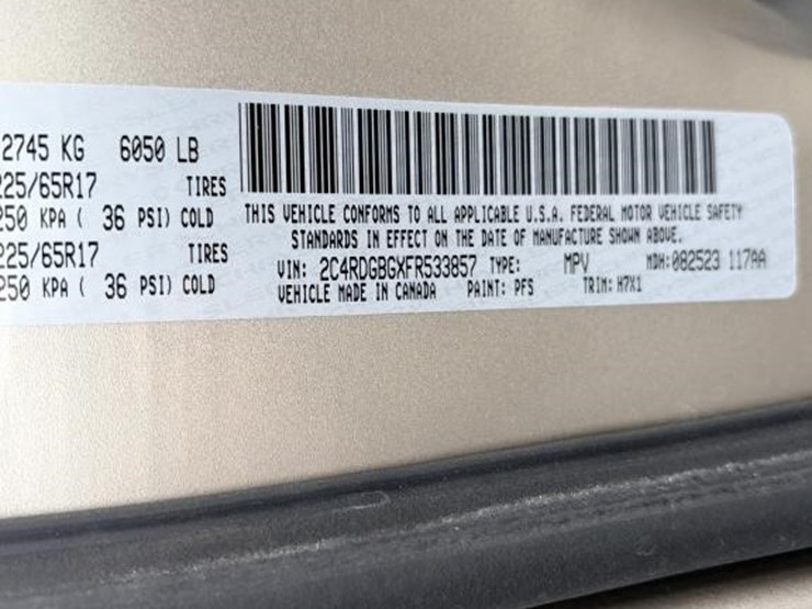 2015-dodge-caravan-image-17