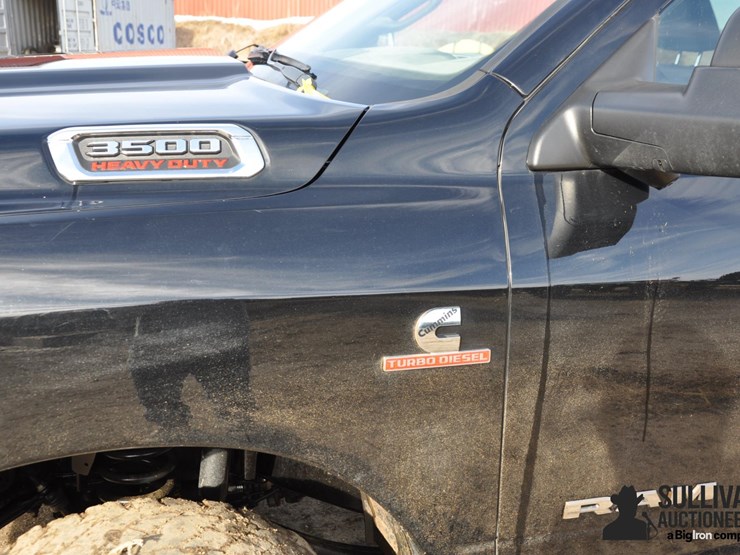 2022-ram-3500-tradesman-image-11