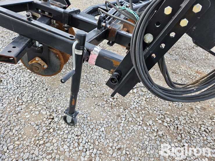 2014-trac-packer-front-mount-pivot-track-closer-image-12