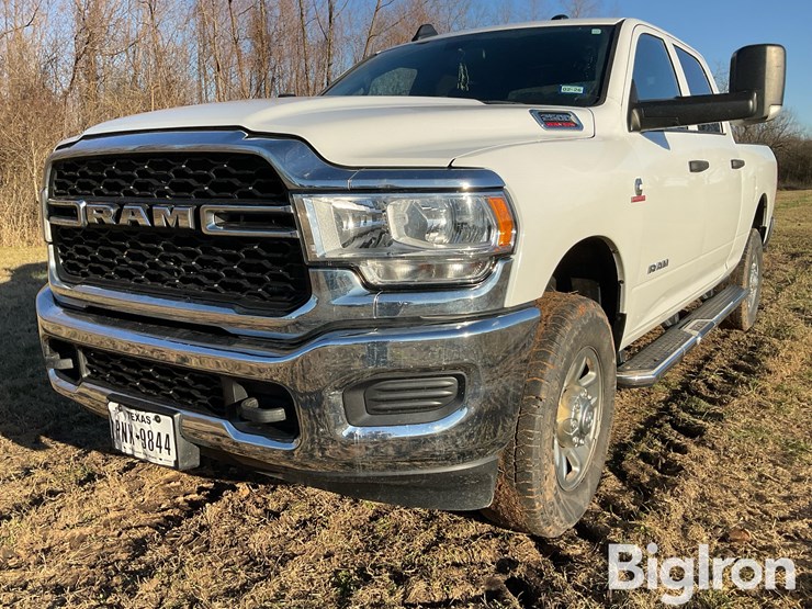 2022-ram-2500-hd-image-16