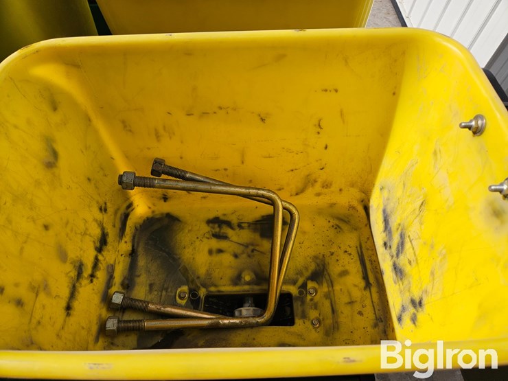 john-deere-max-emerge-plus-row-units-w/precision-planting-v-drives-image-19