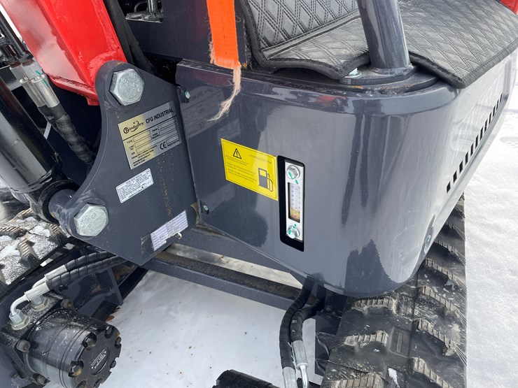 #150-•-2025-agt-mx15rx-mini-excavator-(mosinee,-wi)-image-5