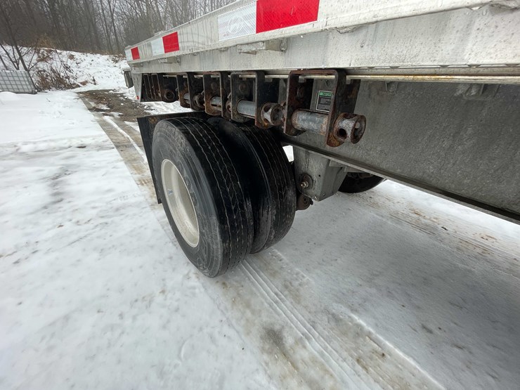 2022-hyundai-flatbed-image-18